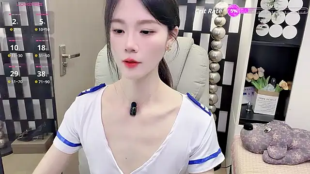 Yueyue-MM online show from May 2, 2026, 1:00 am