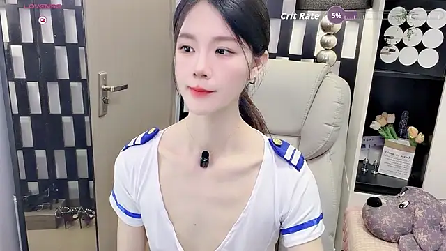 Yueyue-MM online show from May 21, 2026, 2:20 am