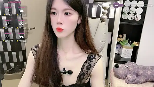 Yueyue-MM online show from April 11, 2026, 1:02 am