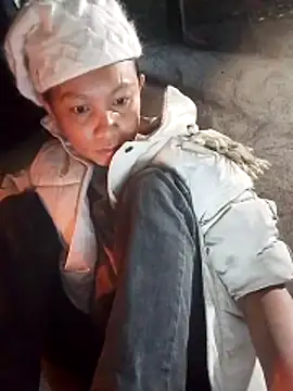 Snapshot of simi-lucy chatting on November 20, 2025, 1:50 am simi-lucy online show from November 20, 2025, 1:50 am