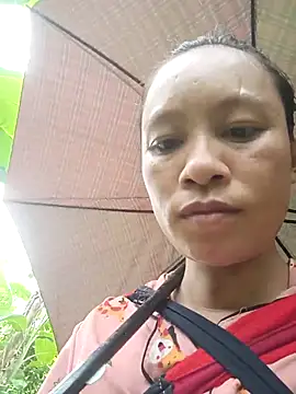 Snapshot of simi-lucy chatting on September 25, 2025, 5:02 am simi-lucy online show from September 25, 2025, 5:02 am