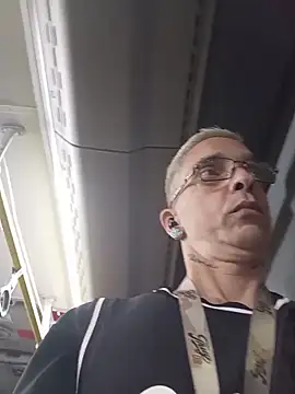 dinho carioca online show from March 12, 2026, 12:09 pm