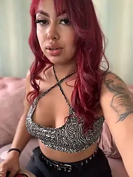 Snapshot of Laila_Pink chatting on September 23, 2025, 5:42 pm Laila Pink online show from September 23, 2025, 5:42 pm