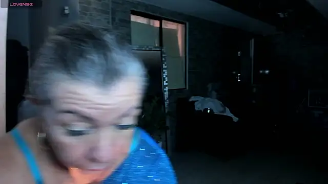  SARAI DUPONT online show from November 11, 2025, 12:05 am