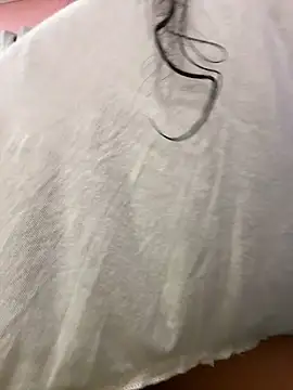 Lindarossyta online show from October 31, 2025, 6:04 pm