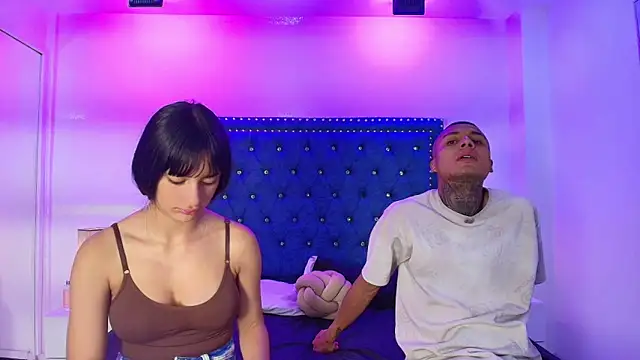 Damian and roxanne online show from April 1, 2026, 1:41 pm