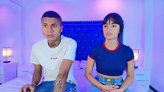 Snapshot of Damian_and_roxanne chatting on February 23, 2026, 12:28 pm Damian and roxanne online show from February 23, 2026, 12:28 pm