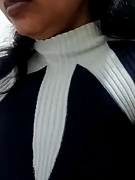 Snapshot of Kriti_Sanon_ chatting on January 14, 2026, 11:36 am Kriti Sanon online show from January 14, 2026, 11:36 am