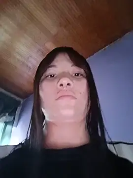 Zulema R1 online show from May 20, 2026, 10:29 pm