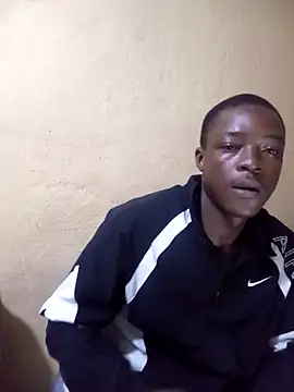 Snapshot of mojeemore chatting on February 15, 2026, 7:02 pm mojeemore online show from February 15, 2026, 7:02 pm