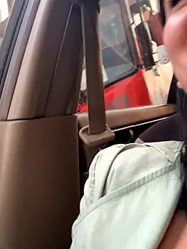 Scarlett 12 online show from October 15, 2025, 11:40 am