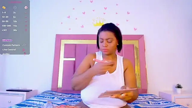 PenelopeBoobss online show from April 1, 2026, 9:34 pm