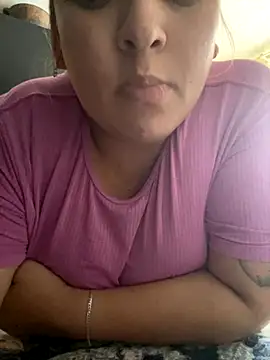 Snapshot of bruna438 chatting on October 22, 2025, 10:15 am bruna438 online show from October 22, 2025, 10:15 am