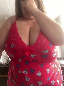 bruna438 online show from May 24, 2026, 1:00 pm