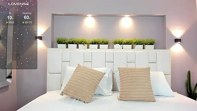 LunnaBlake online show from October 11, 2025, 3:51 am