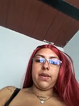 Snapshot of Luna_soff chatting on September 25, 2025, 4:02 pm Luna soff online show from September 25, 2025, 4:02 pm