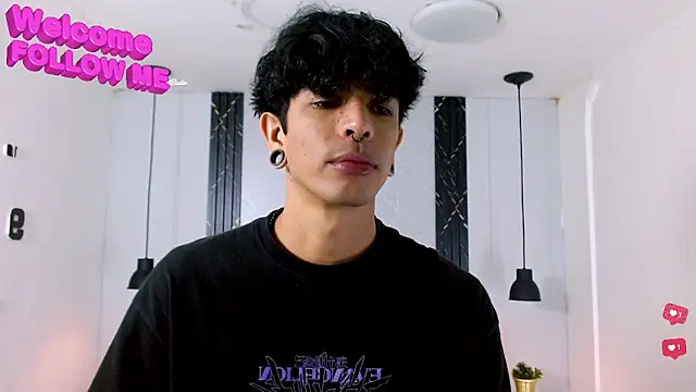 Franvill Trato online show from December 4, 2025, 7:13 pm