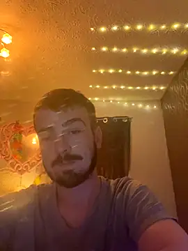 Snapshot of jaycoy22 chatting on October 8, 2025, 5:46 pm jaycoy22 online show from October 8, 2025, 5:46 pm