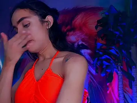 Snapshot of Cristal_Gem1 chatting on November 8, 2025, 3:10 am Cristal Gem1 online show from November 8, 2025, 3:10 am