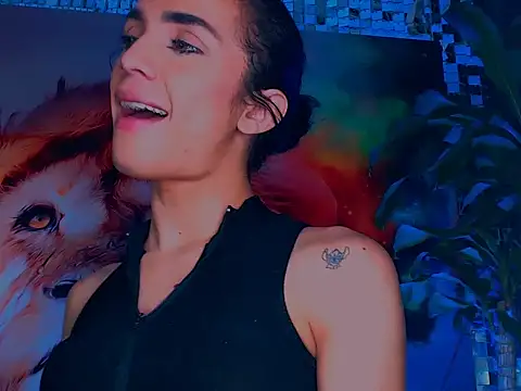 Snapshot of Cristal_Gem1 chatting on November 17, 2025, 11:47 am Cristal Gem1 online show from November 17, 2025, 11:47 am