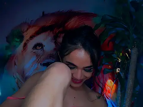 Snapshot of Cristal_Gem1 chatting on November 5, 2025, 10:51 am Cristal Gem1 online show from November 5, 2025, 10:51 am