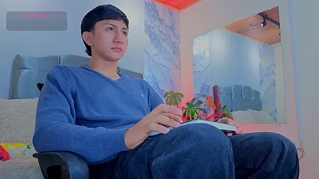 oliver mr  online show from April 8, 2026, 8:10 pm