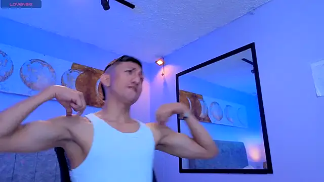 oliver mr  online show from September 19, 2025, 3:27 pm