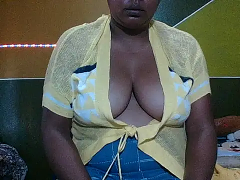 Snapshot of SEXY_METISE chatting on November 25, 2025, 5:19 am SEXY METISE online show from November 25, 2025, 5:19 am