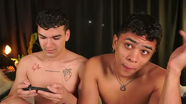 Snapshot of EROS_AND_ALAN chatting on February 14, 2026, 4:34 am EROS AND ALAN online show from February 14, 2026, 4:34 am