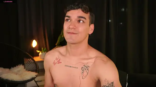 Snapshot of EROS_AND_ALAN chatting on February 15, 2026, 3:07 am EROS AND ALAN online show from February 15, 2026, 3:07 am