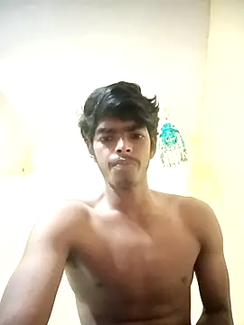 monster 33 online show from September 28, 2025, 4:03 pm