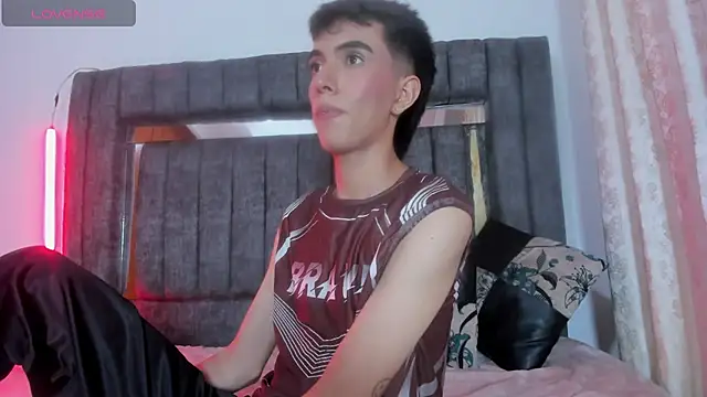 dylan 202520  online show from November 16, 2025, 3:33 am