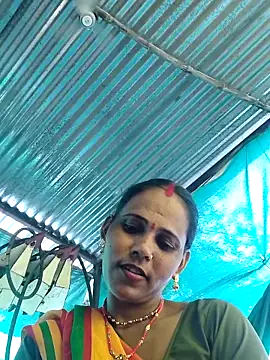 Pooja750 online show from October 5, 2025, 7:10 am