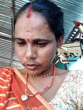 Pooja750 online show from September 26, 2025, 8:21 am