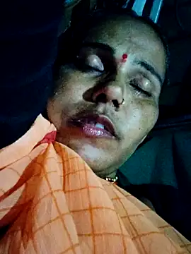 Pooja750 online show from September 19, 2025, 2:10 pm