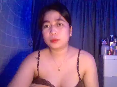 Asianhotskinny online show from June 11, 2026, 6:05 pm