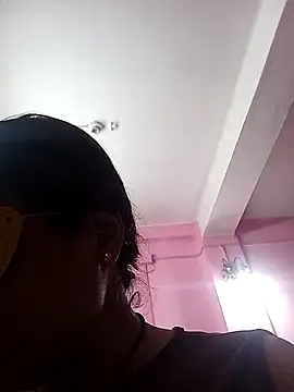 Snapshot of Gullapi chatting on February 15, 2026, 3:29 am Gullapi online show from February 15, 2026, 3:29 am