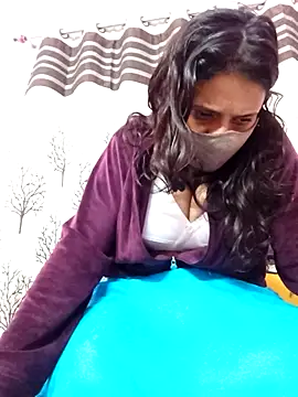 Snapshot of Gullapi chatting on January 14, 2026, 4:16 am Gullapi online show from January 14, 2026, 4:16 am