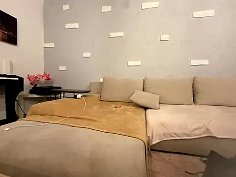 Snapshot of Big_Boob_Gang chatting on October 9, 2025, 8:09 pm Big Boob Gang online show from October 9, 2025, 8:09 pm