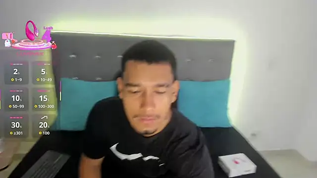 Snapshot of chatting on November 18, 2025, 11:13 am online show from November 18, 2025, 11:13 am