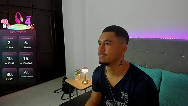 Snapshot of chatting on November 22, 2025, 11:09 am online show from November 22, 2025, 11:09 am