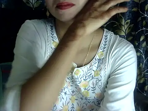 Snapshot of Rahat_S chatting on October 28, 2025, 3:29 am Rahat S online show from October 28, 2025, 3:29 am