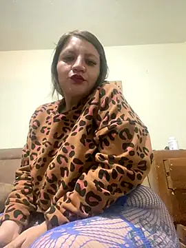 Snapshot of Isisflame chatting on October 1, 2025, 2:06 am Isisflame online show from October 1, 2025, 2:06 am