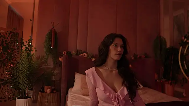 MaryNixon  online show from October 13, 2025, 5:09 am