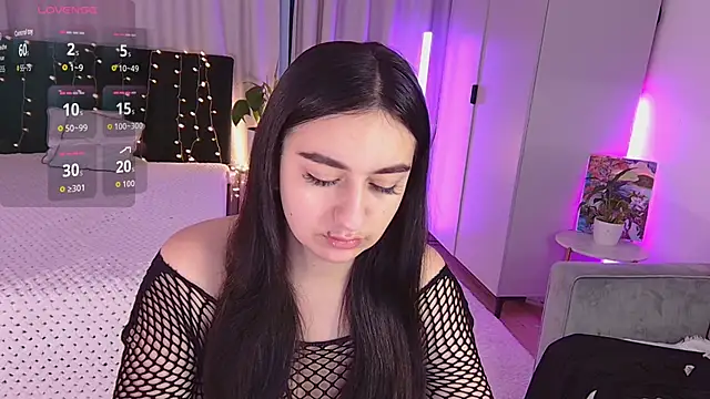 Lola Sparks online show from September 29, 2025, 4:19 am