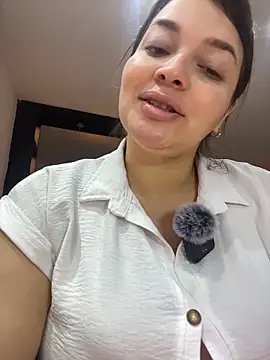 Snapshot of sarahreyess_11 chatting on March 30, 2026, 10:39 am sarahreyess 11 online show from March 30, 2026, 10:39 am