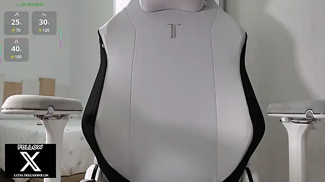 delgadopollon1991 online show from January 16, 2026, 6:01 pm