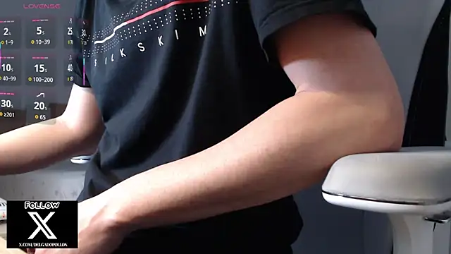 delgadopollon1991 online show from March 9, 2026, 11:30 pm