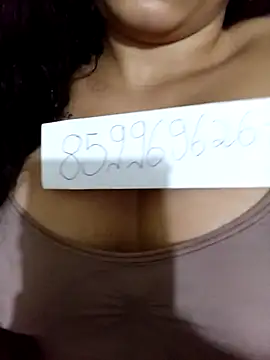clarinha2 online show from October 7, 2025, 1:17 am
