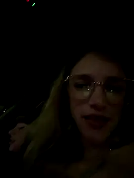 Snapshot of TeaseRosie chatting on October 24, 2025, 5:23 pm TeaseRosie online show from October 24, 2025, 5:23 pm